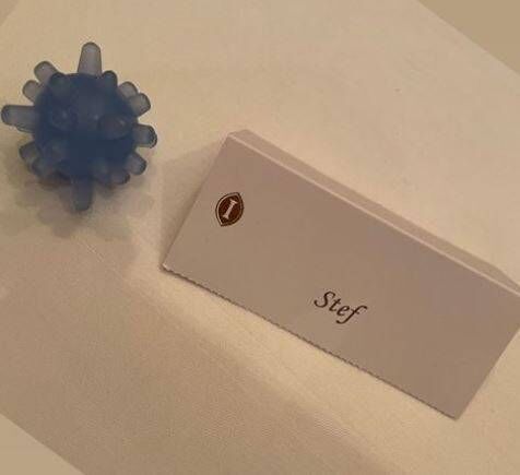 Little reminders to stay safe were also left on tables. Picture: Stefanie Preissner via Instagram.