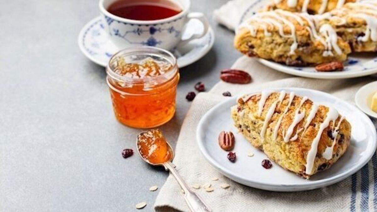 Pecan nut and orange zest scones