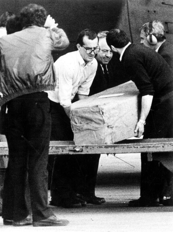 Bringing casualties of the Air India bombing ashore.