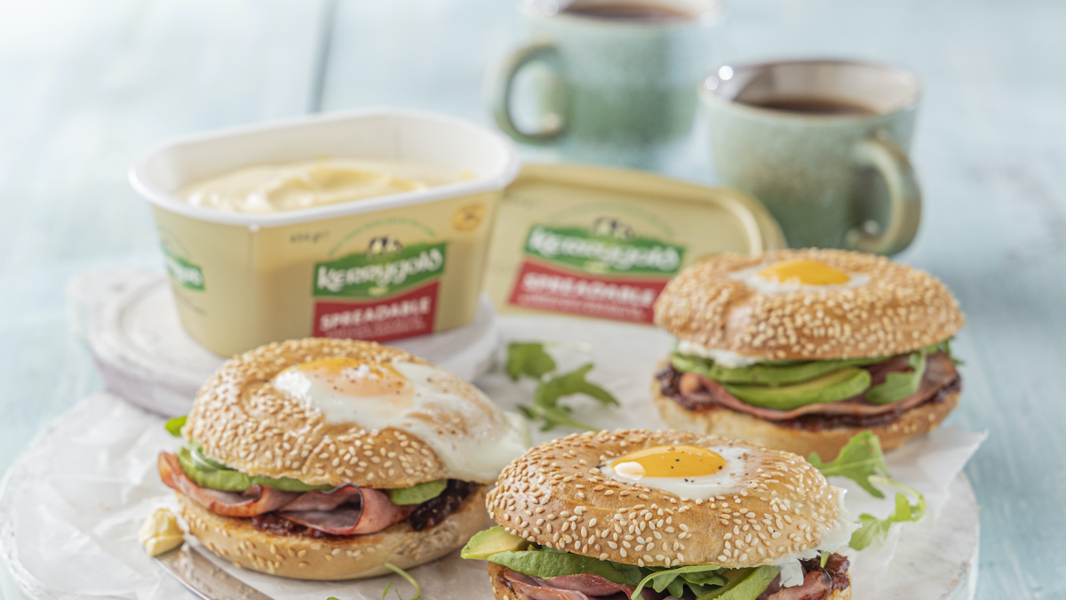 Egg in the hole bagels