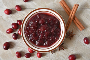 Spiced cranberry sauce