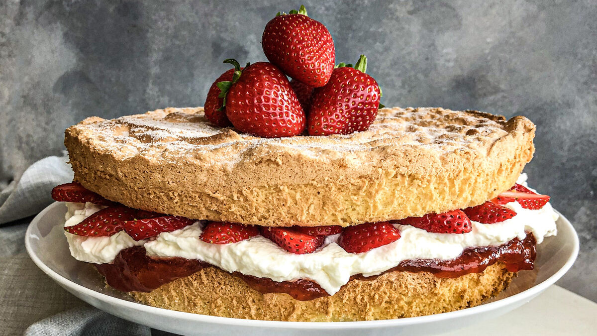 Jam and cream cake