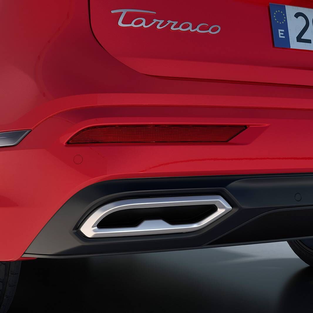 On the consumption front, it will return some 5.4 l/100 km (51.8 mpg) and that’s not outstanding, but it’s not bad either considering that the car can be pedalled along comfortably at a much brisker pace than its’ size might have suggested On the consumption front, it will return some 5.4 l/100 km (51.8 mpg) and that’s not outstanding, but it’s not bad either considering that the car can be pedalled along comfortably at a much brisker pace than its’ size might have suggested