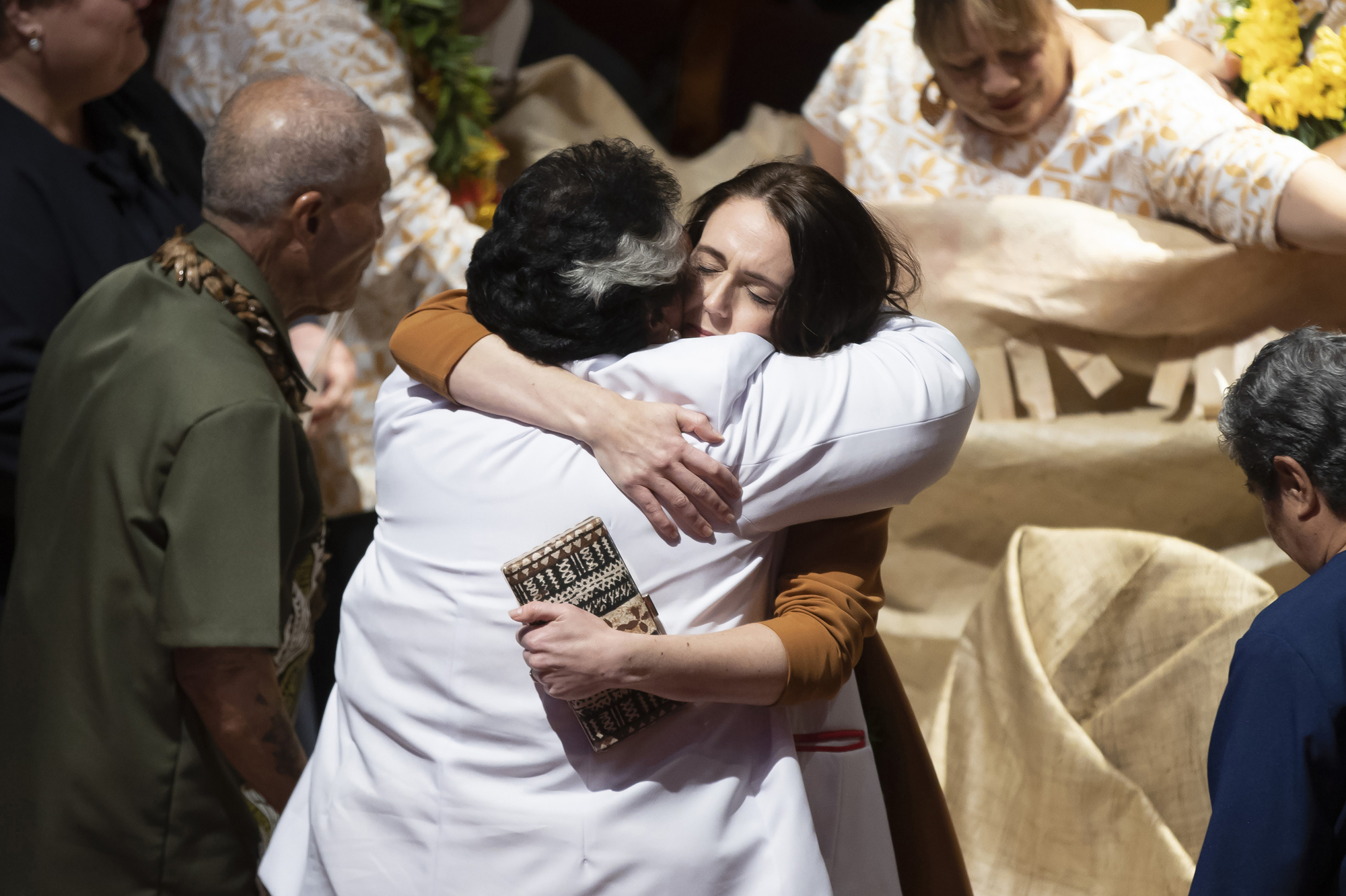 New Zealand apologises to members of Pacific Island community for historic raids