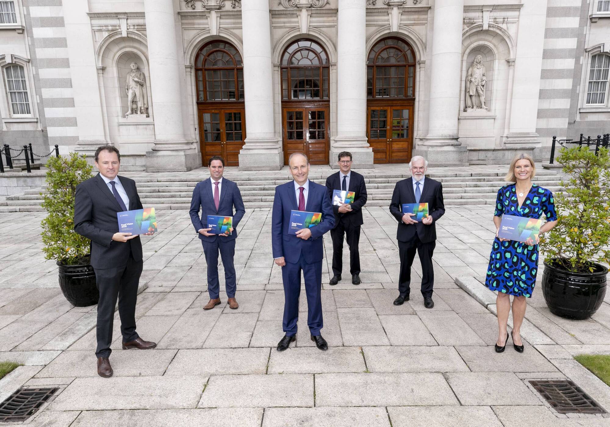 Charlie McConalogue, Minister for Agriculture, Food and the Marine; Minister of State at the Department of Agriculture, Martin Heydon; An Taoiseach, Micheal Martin; Eamon Ryan, Minister for the Environment; Tom Arnold, Chairman Agri-Food Strategy Group; and Senator Pippa Hackett, Minister of State at the Department of Agriculture. File Picture. 