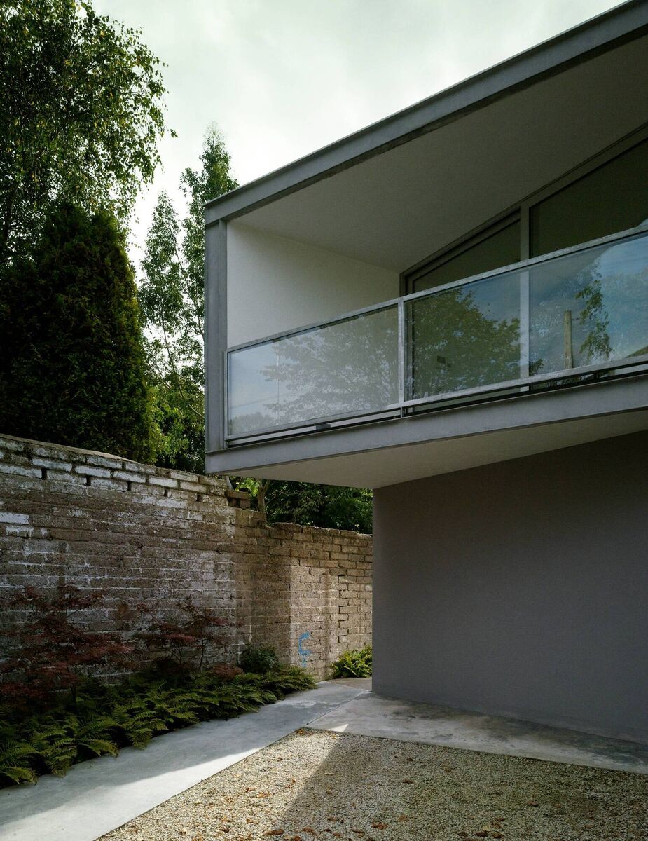First courtyard glimpse of the Mardyke's Folding House