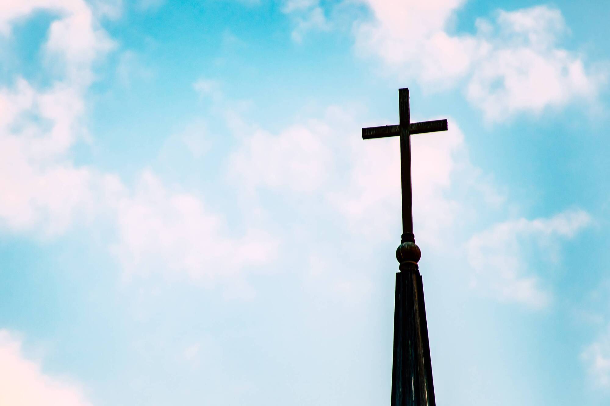 Government to allow communions and confirmations from September 
