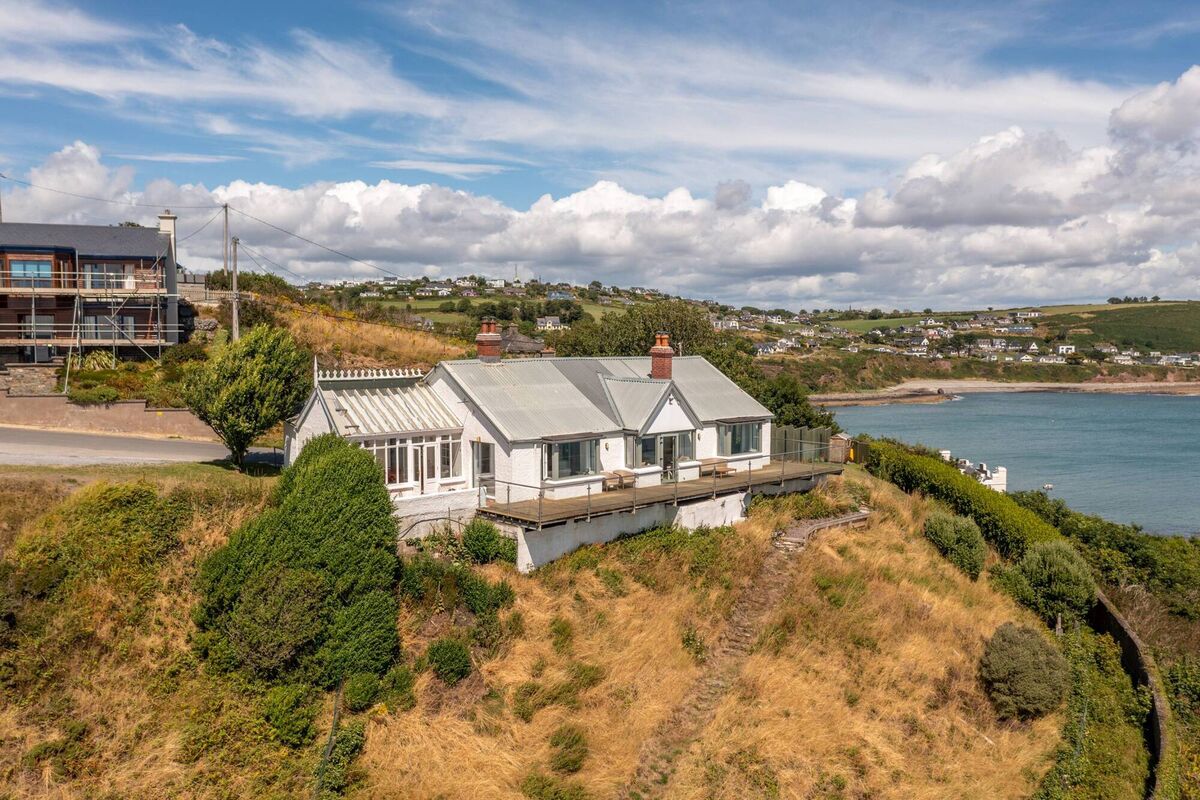 Harbour-scanning Atlantic House