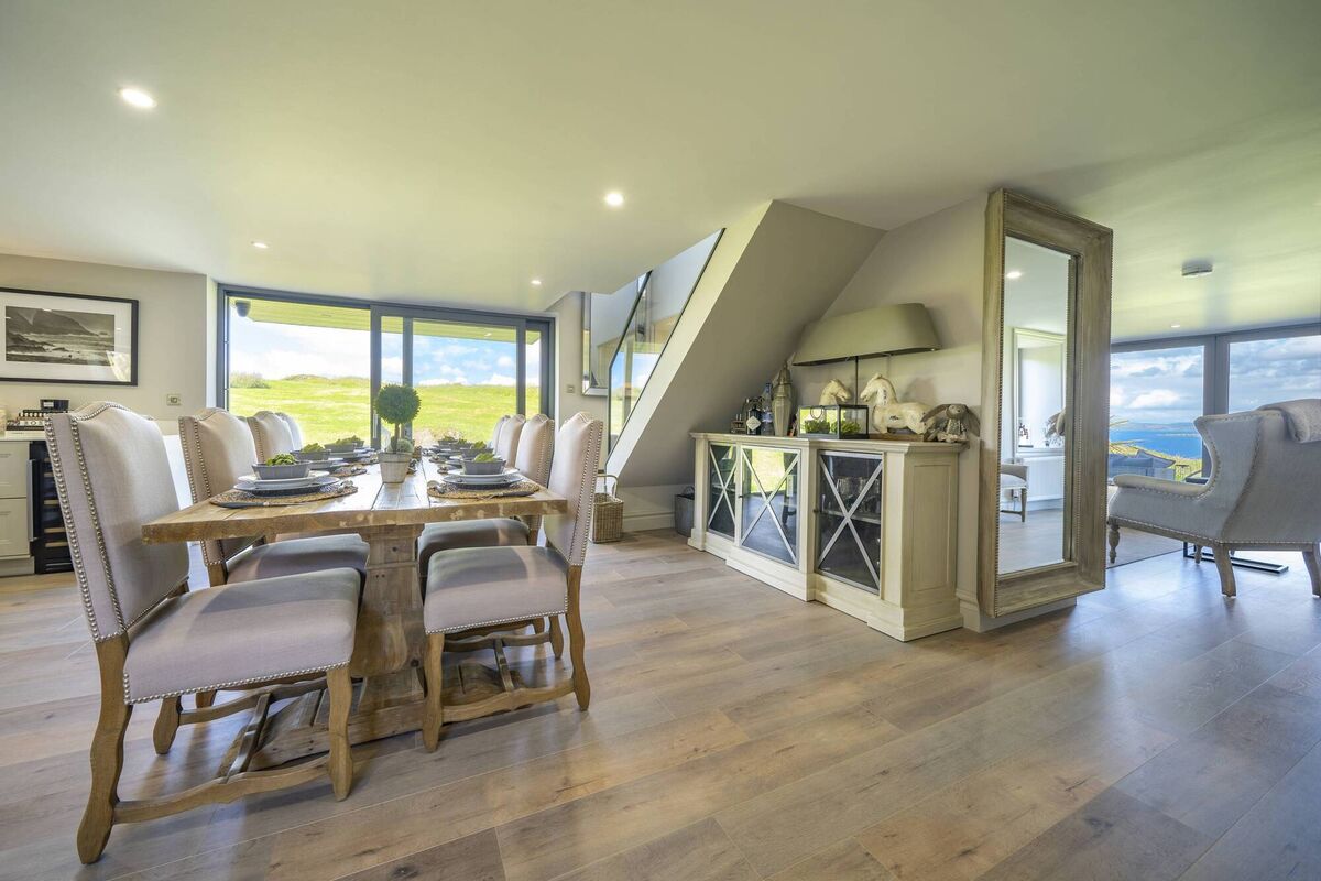 Midships at Casa Dunmanus