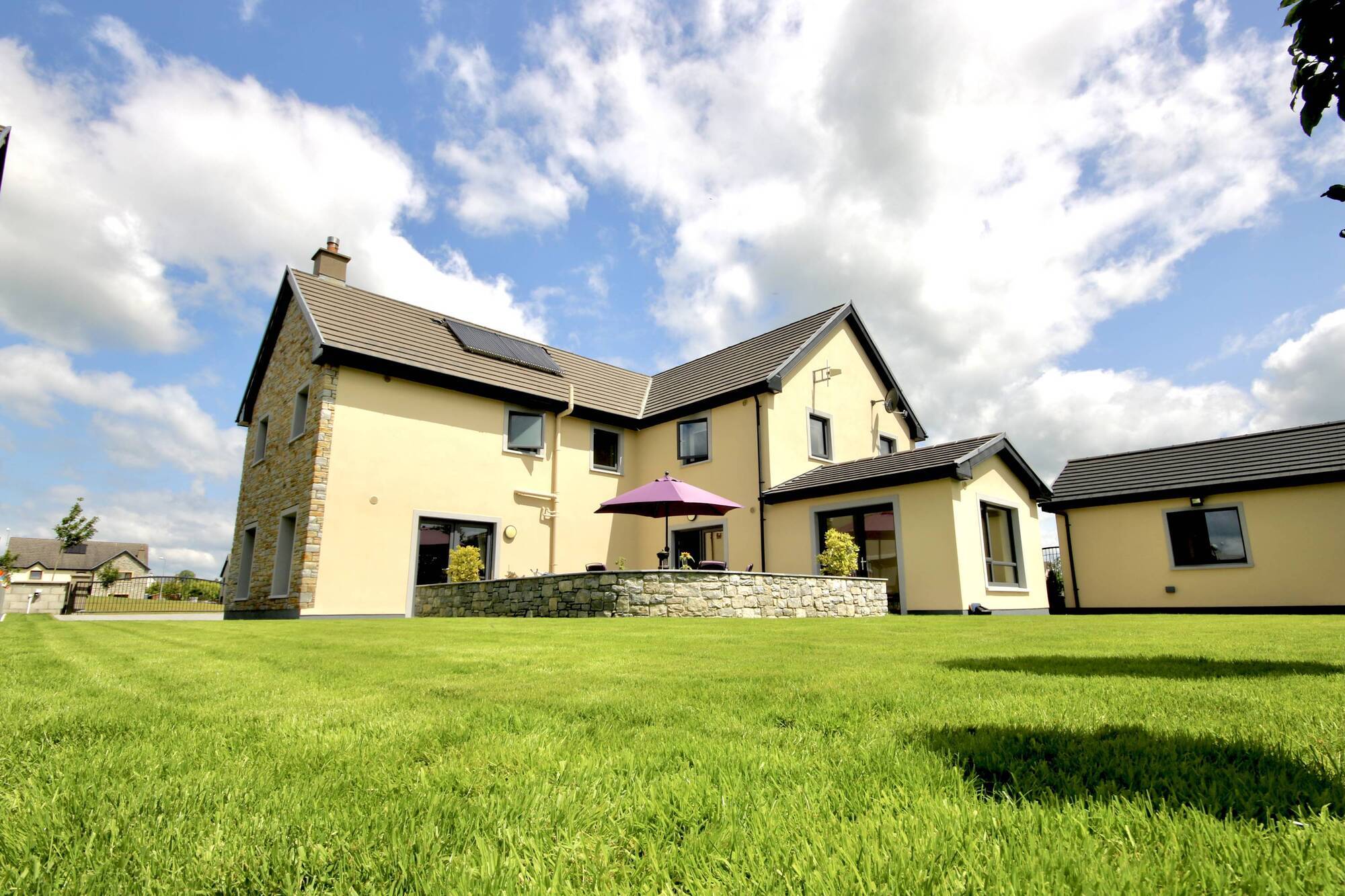 No Blarney stone left unturned  at €525k 5 Drom Slí high-spec home