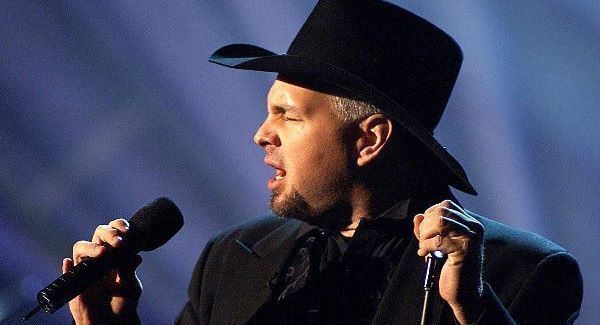 160,000 Garth Brooks fans in limbo after Dublin City Council decision