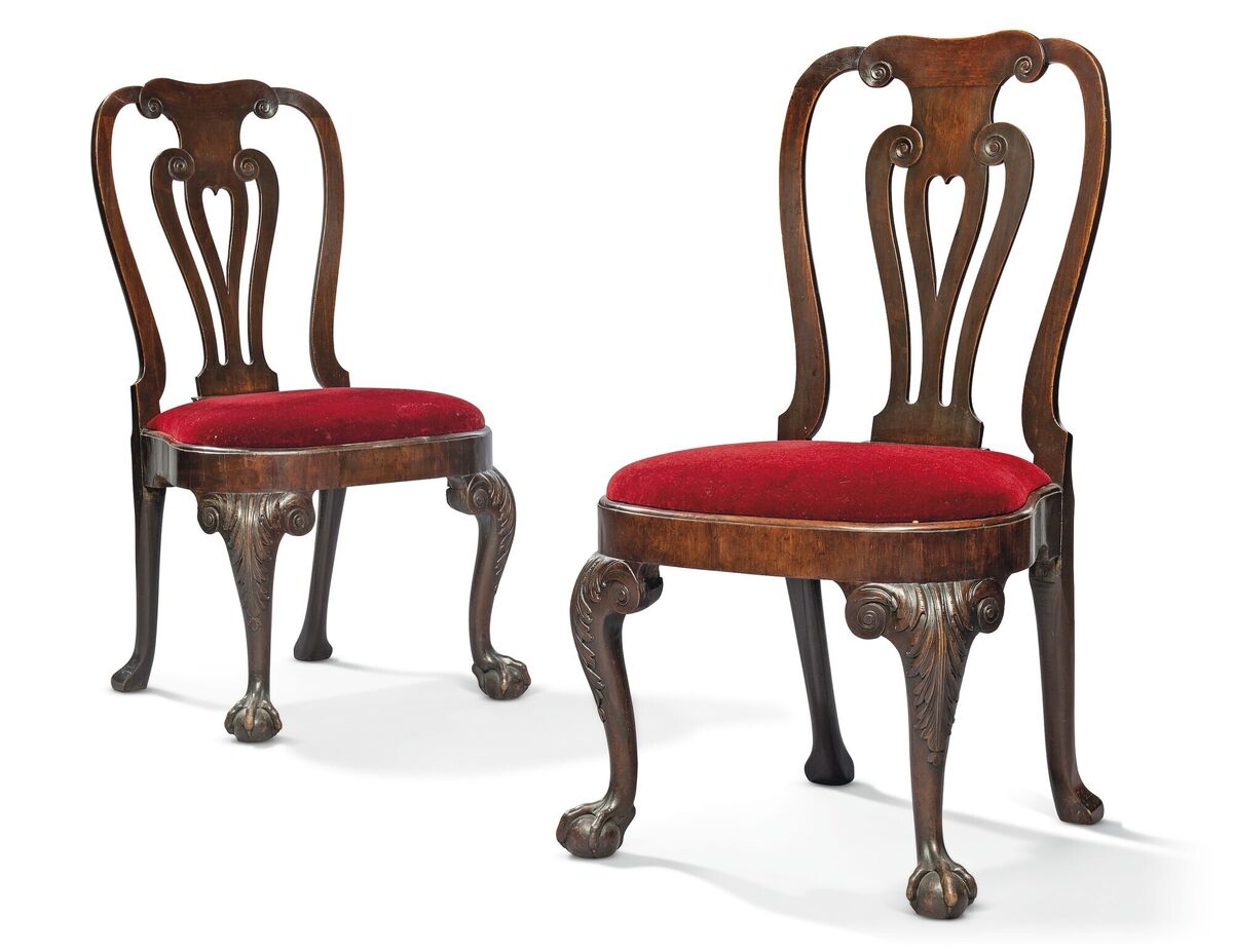 A pair of mid-18th century Irish George II mahogany side chairs. A pair of mid-18th century Irish George II mahogany side chairs.