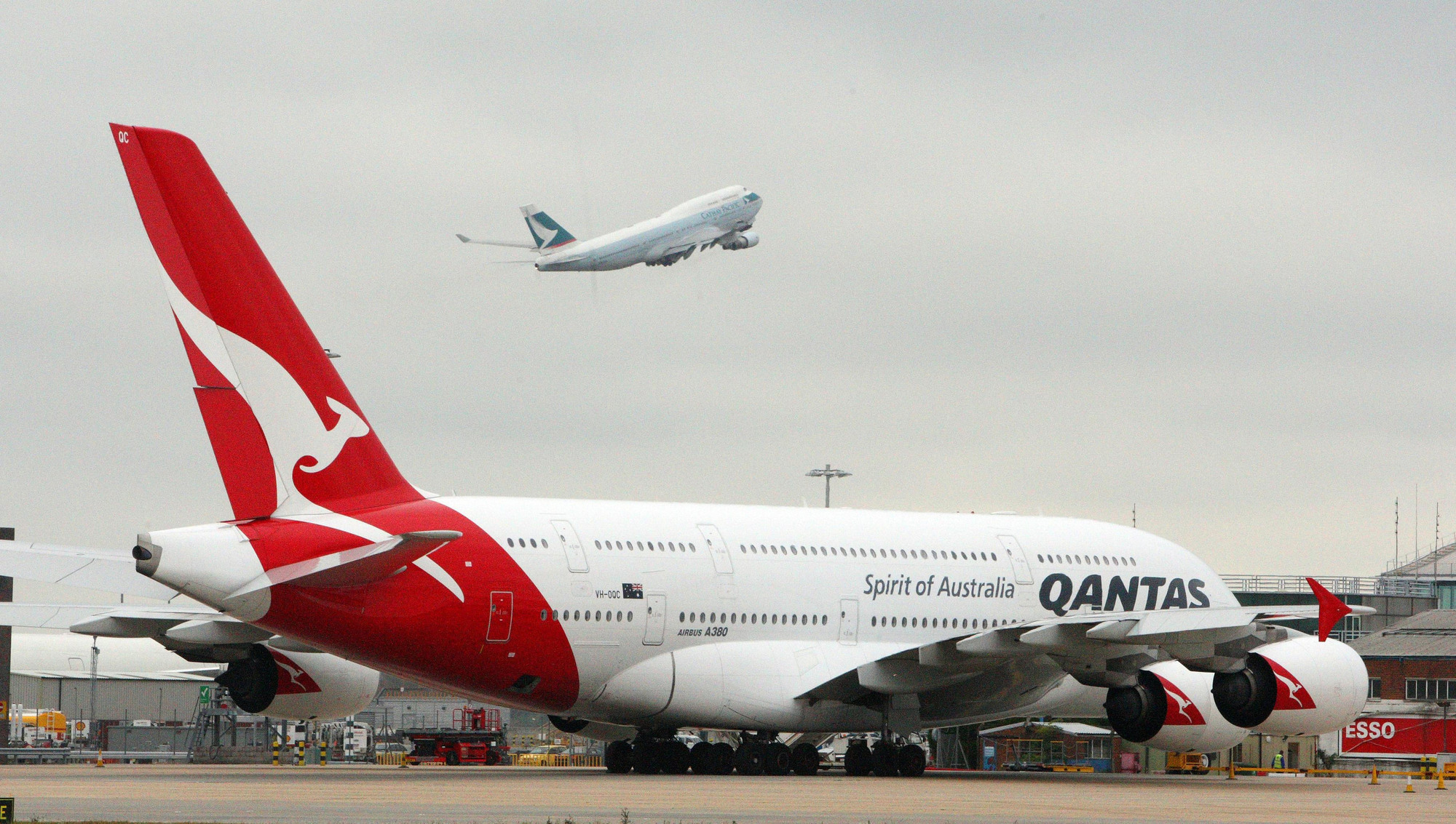 Qantas eyes exit from pandemic hibernation