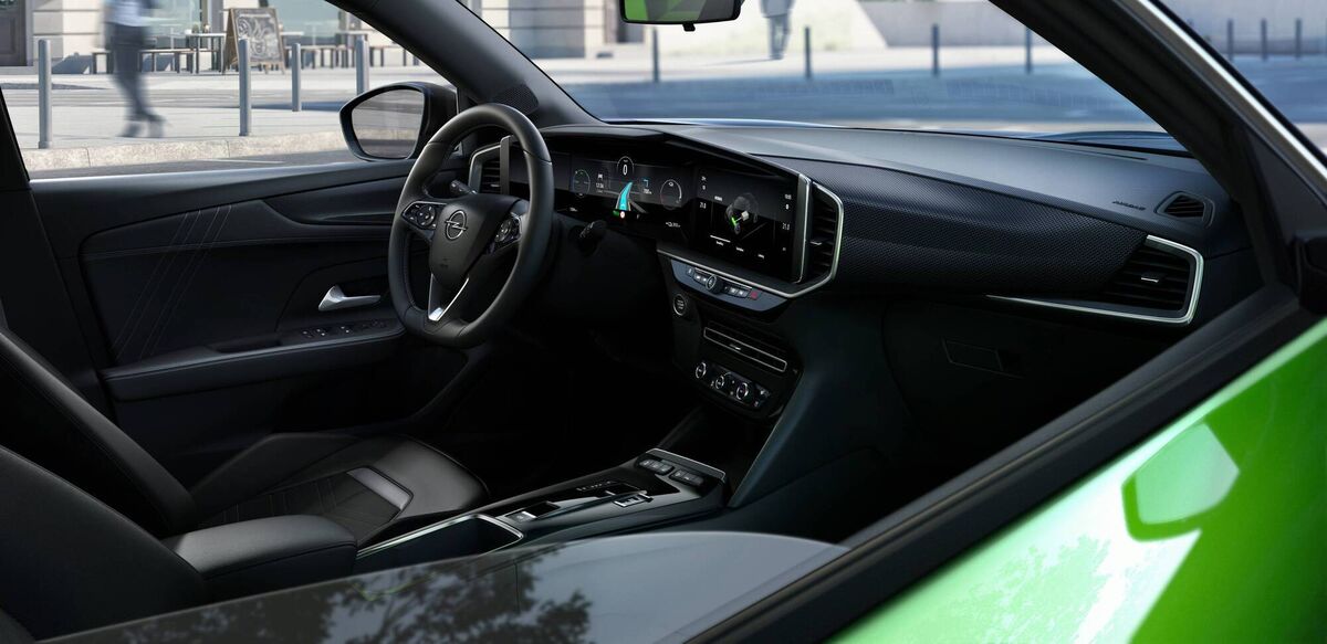 Power is delivered smoothly and in a very linear fashion and if you can adapt your driving style to mirror that smoothness, then you are well on the way to maximising what energy is available