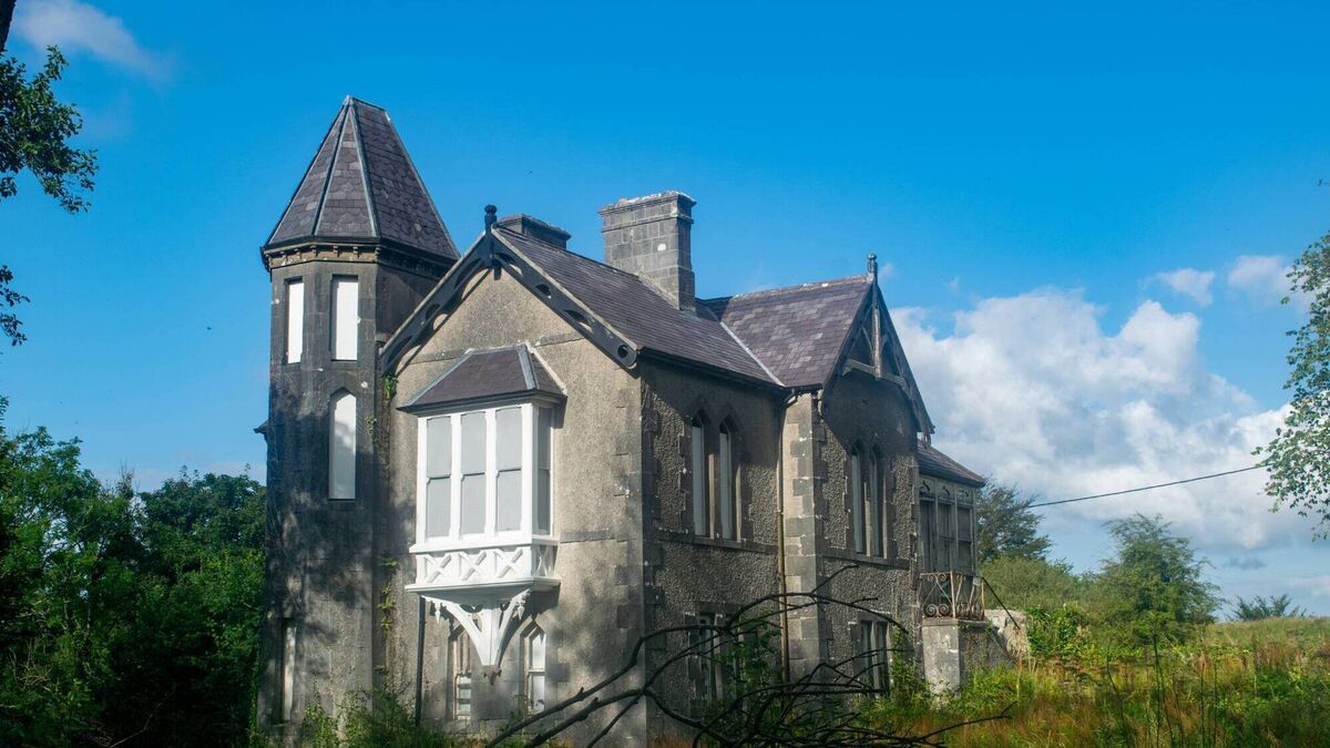 Ireland's empty towns: High housing demand belies County Clare's dereliction problems - Vimarsana News
