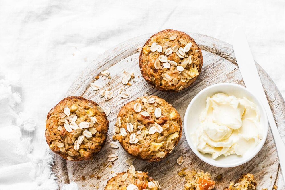 Pumpkin and golden raisin buns