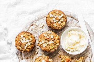 Pumpkin and golden raisin buns