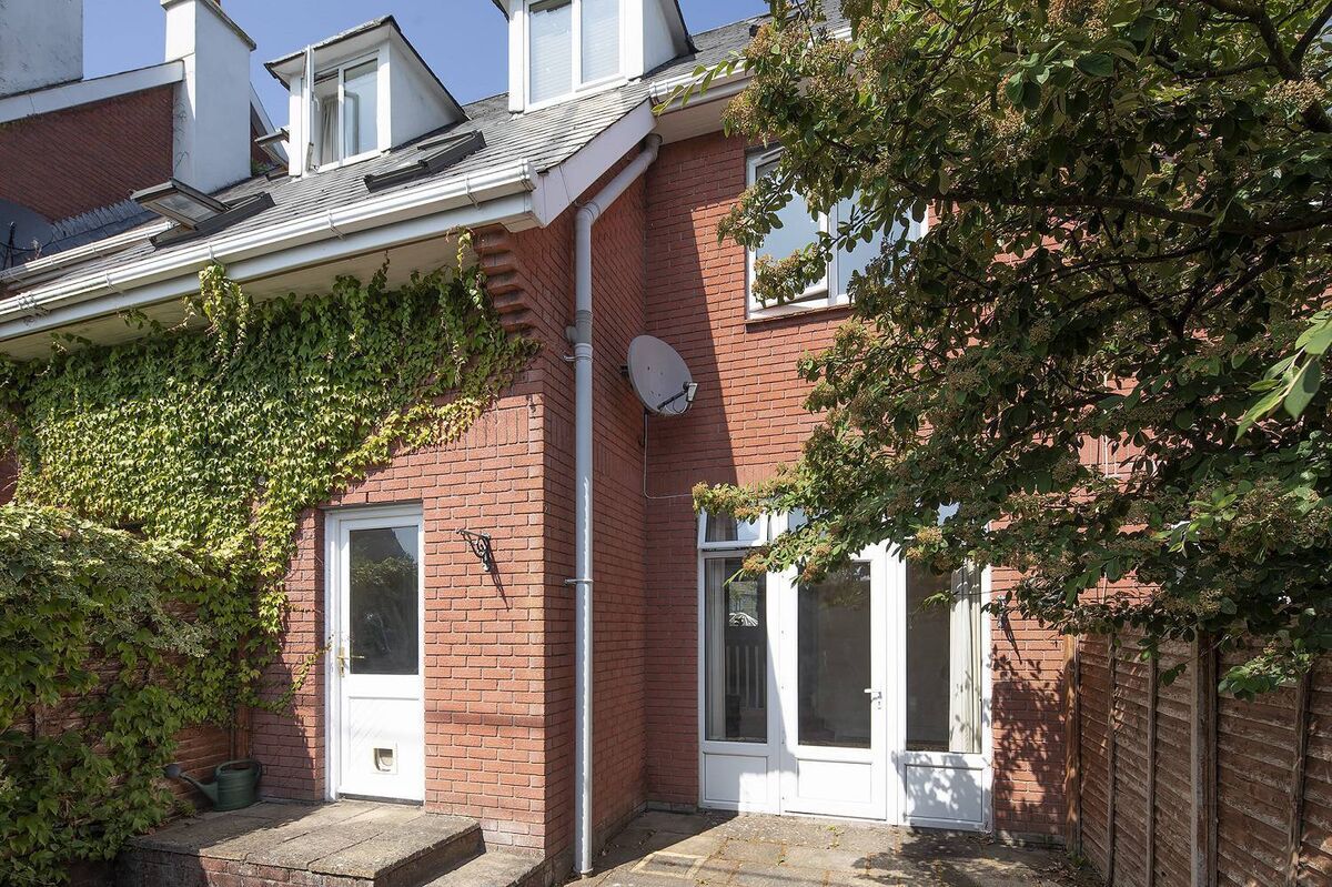 Rear at No 33 Douglas Close