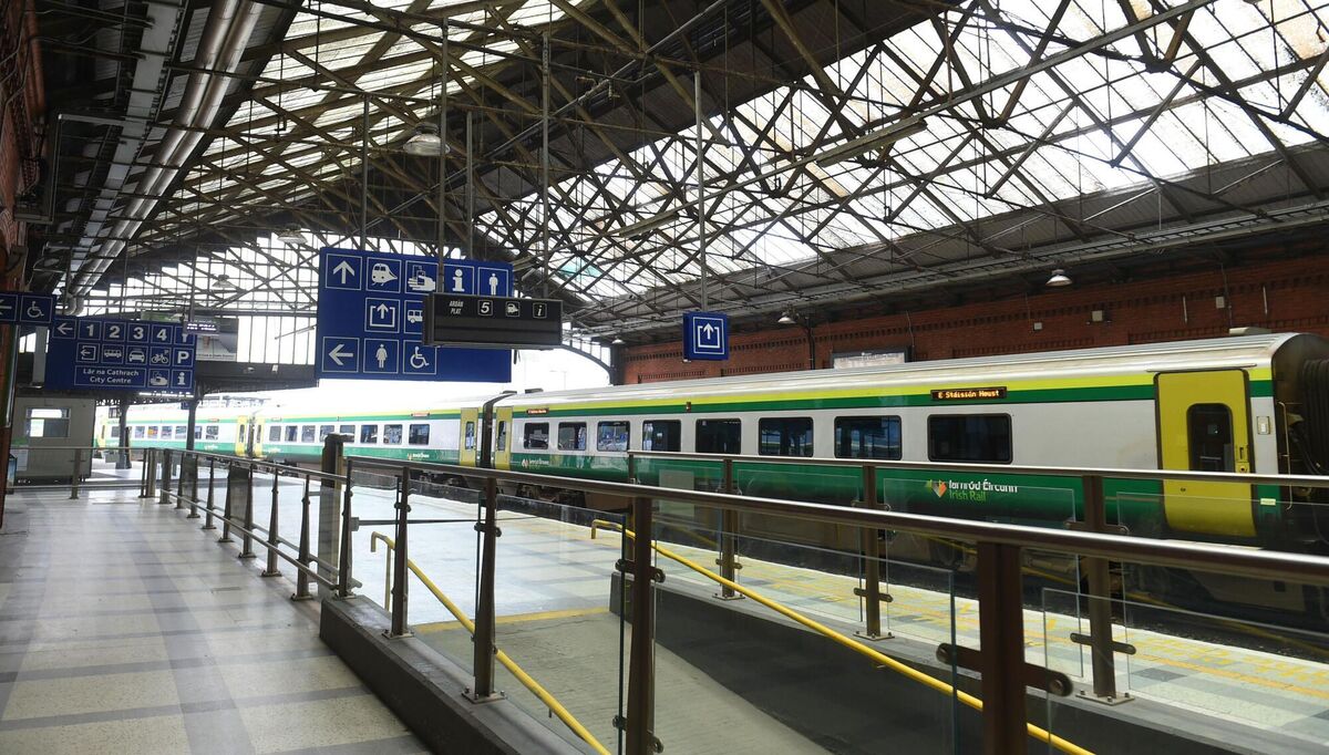 We are returning to 100% capacity on long journeys in trains with windows that cannot open, no fresh air ventilation, and no CO2 monitors. Picture: Larry Cummins