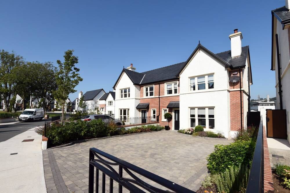14 Botanika is a south-facing four-bed home by Cleve Hill 14 Botanika is a south-facing four-bed home by Cleve Hill