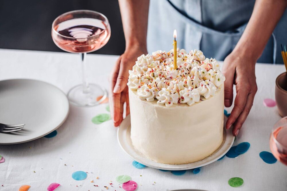 Vanilla and raspberry jam cake with coconut