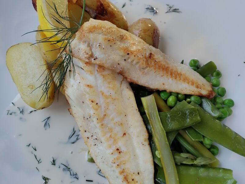 Fish fans won't be out of plaice at the Crookhaven Inn.