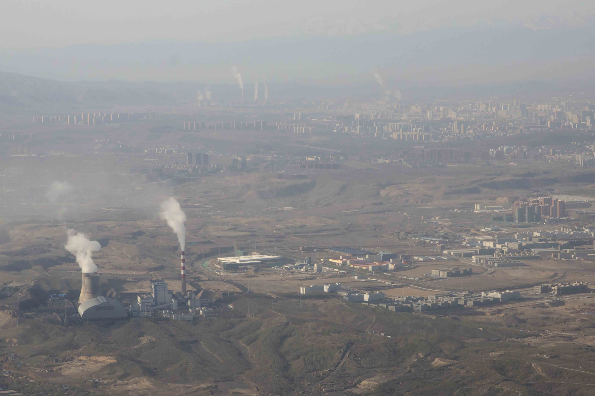 China and US unveil big steps to fight climate change