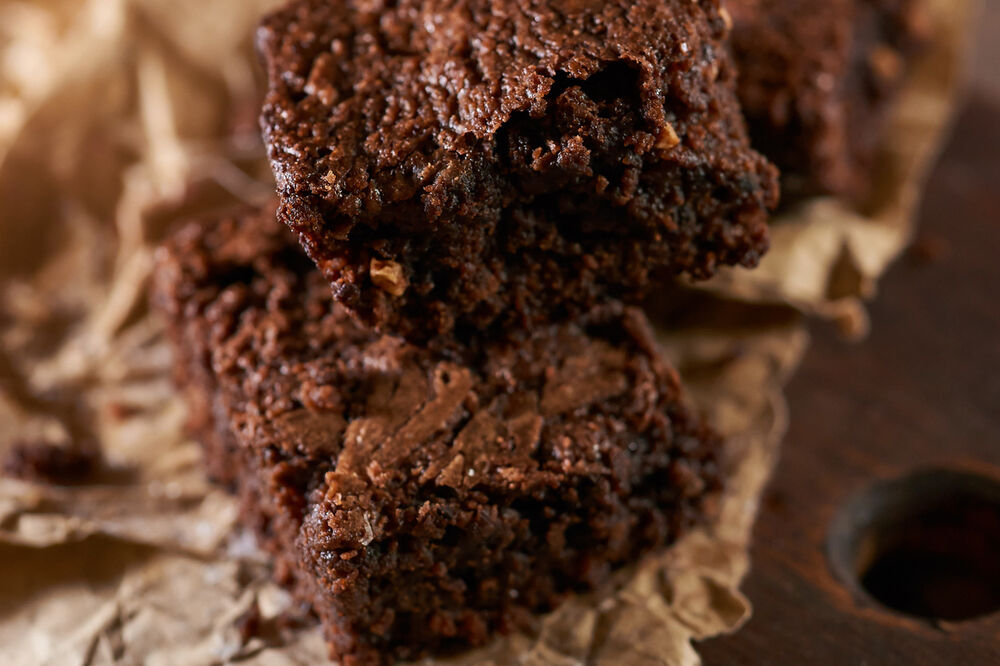 Chocolate ginger tray bake