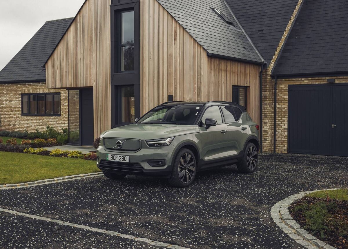 Instead of leather interior options, Volvo Cars will offer its customers alternatives, such as high-quality sustainable materials made from bio-based and recycled sources.