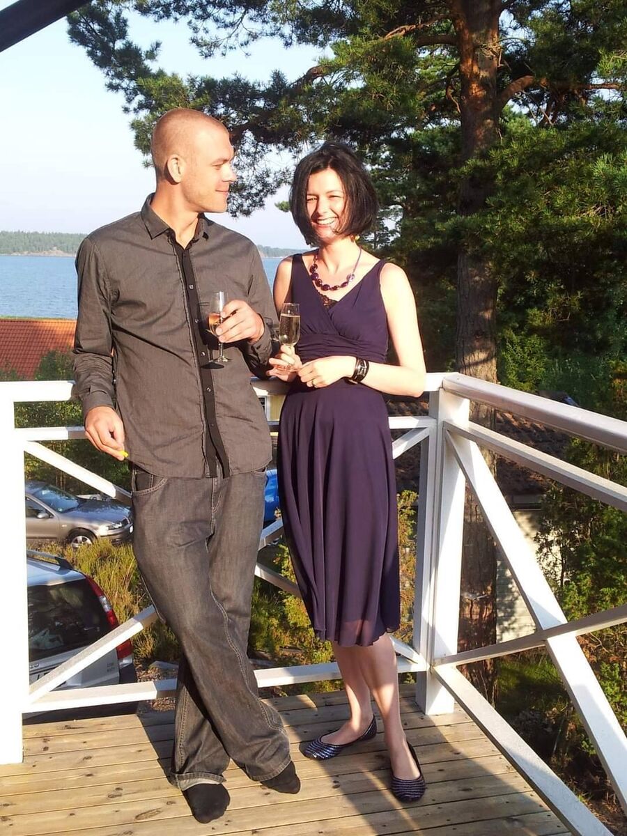 Magnus and Eileen in 2004. "We would chat on MSN messenger."
