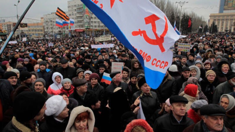 Pro-Russians take armoured vehicles Pro-Russians take armoured vehicles
