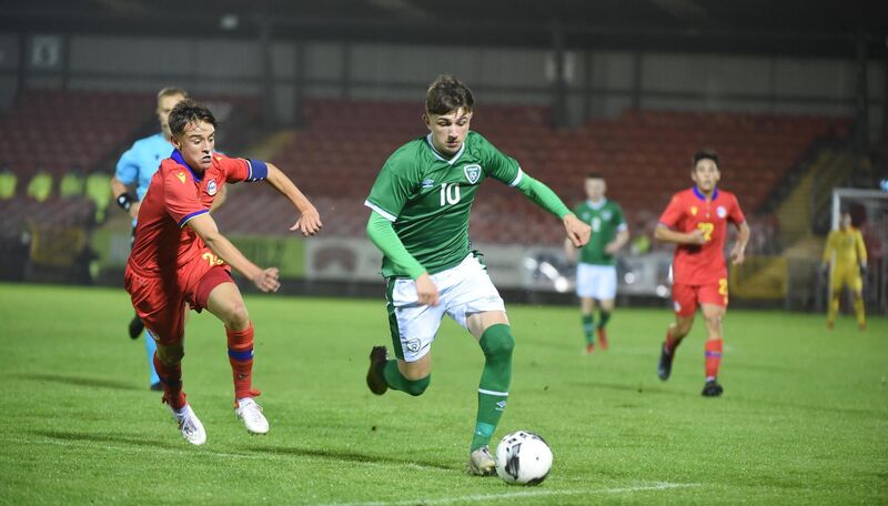  Rocco Vata in action for Rep. of Ireland.