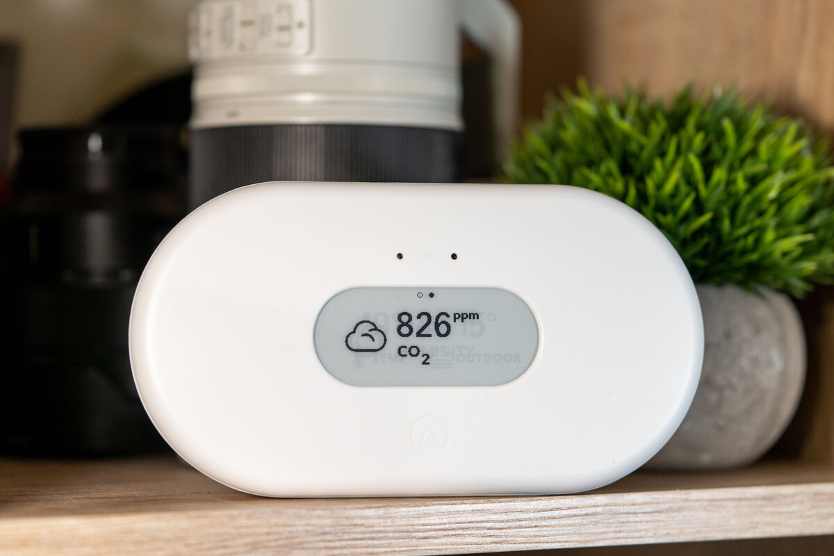 Airthings View Plus displaying CO2 levels. Photo: Noel Campion. Airthings View Plus displaying CO2 levels. Photo: Noel Campion.