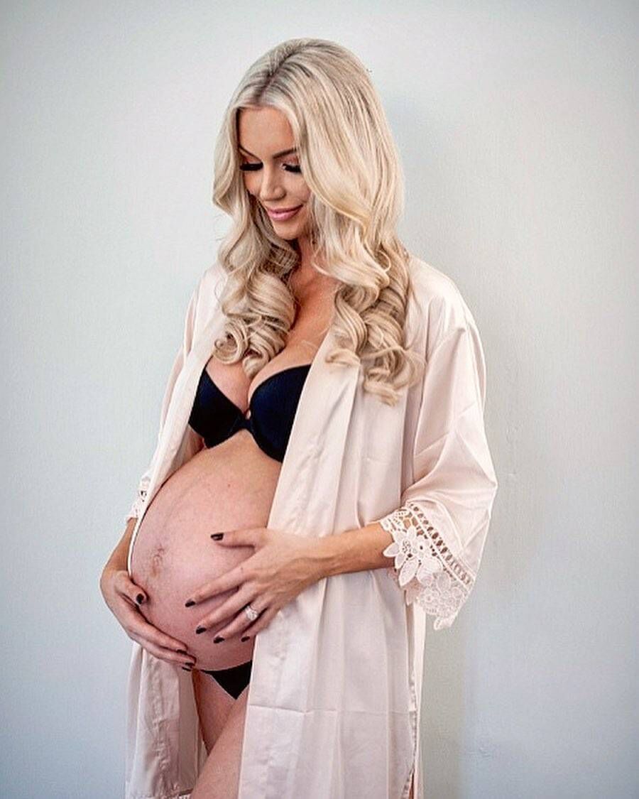  Rosanna said she was feeling “a little bit emotional” about the book's release. Picture: @rosanna_davison / Instagram 