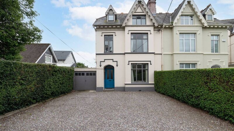 Will two go into one at €850k Blackrock Road period home?