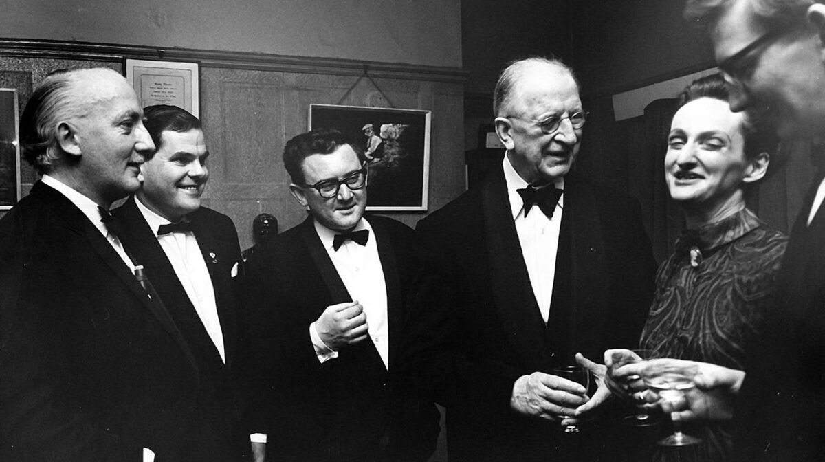 Seán Ó Sé, second from left, at the Gaiety Concert in 1969, with Seán Ó Riada, Niall Toibín, President Éamon de Valera, Ruth Ó Riada and Breandán Ó Buachalla. Picture: Courtesy of  Gael Linn, taken from An Poc Ar Buile – The Life &amp; Times of Seán Ó Sé, published by Collins Press, 