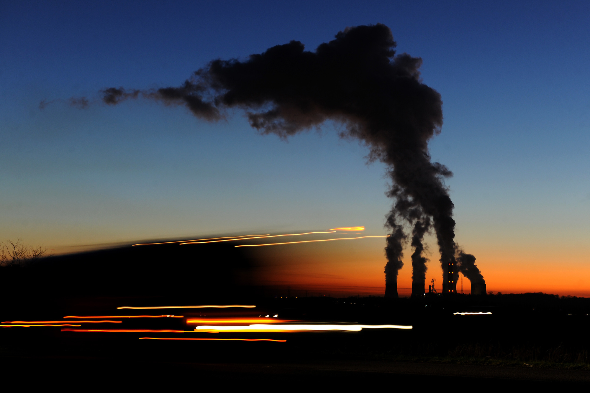 Governments must send ‘unmistakable’ signal on clean energy at Cop26 – IEA