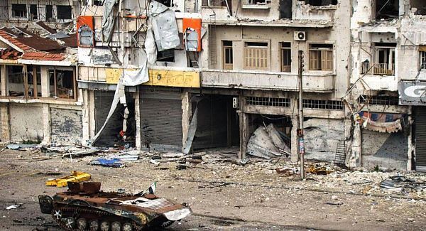 Sides in Syrian conflict agree deal on women and children in Homs