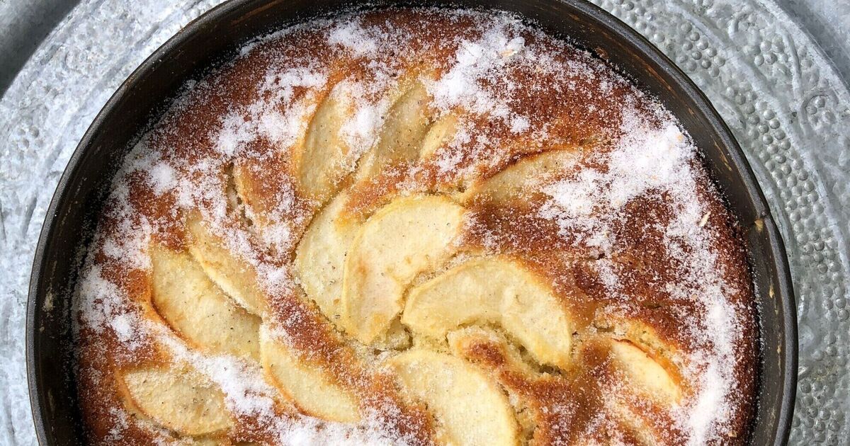 Swedish apple and cardamom cake