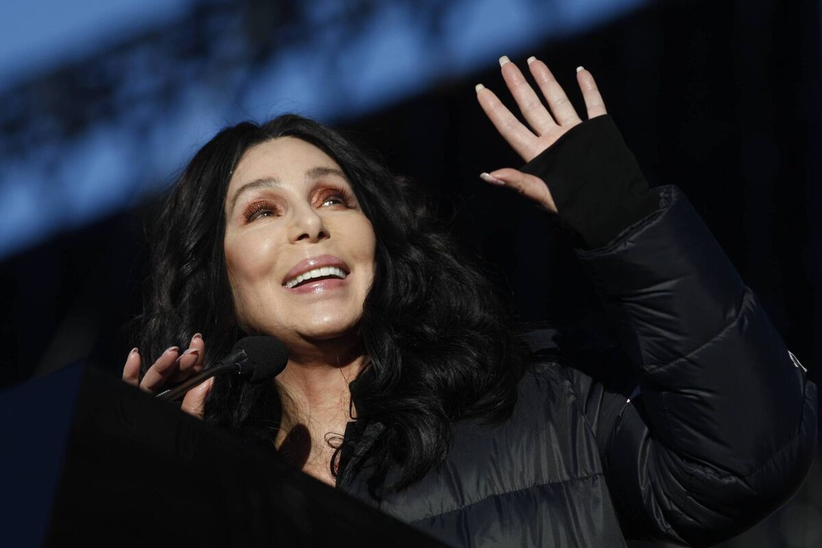 Cher who plays Alexandra Metford in the Witches of Eastwick and delivers a plethora of insults to Jack Nicholson's character, Daryl Van Horne. Photo: Sam Morris/Getty Images Cher who plays Alexandra Metford in the Witches of Eastwick and delivers a plethora of insults to Jack Nicholson's character, Daryl Van Horne. Photo: Sam Morris/Getty Images