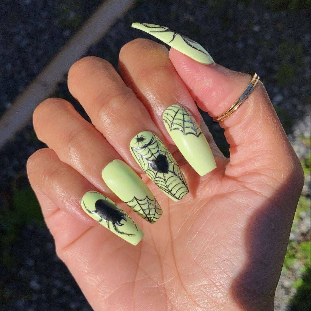 Spider nails by Studio Nails Cork Picture: @studionailscork / Instagram