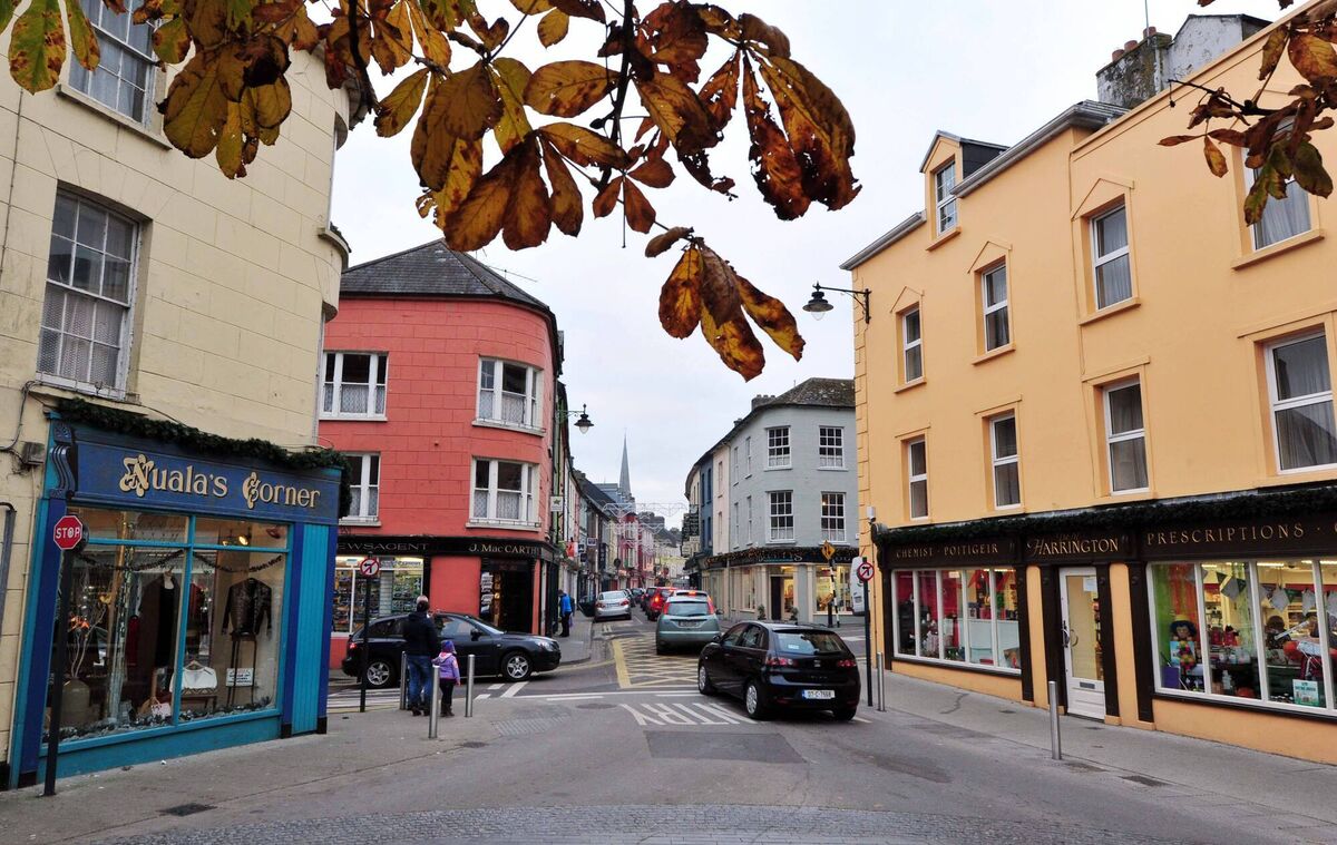 Clonakilty has an extensive history of complaints from the public and businesses about foul odours from the existing wastewater treatment plant
