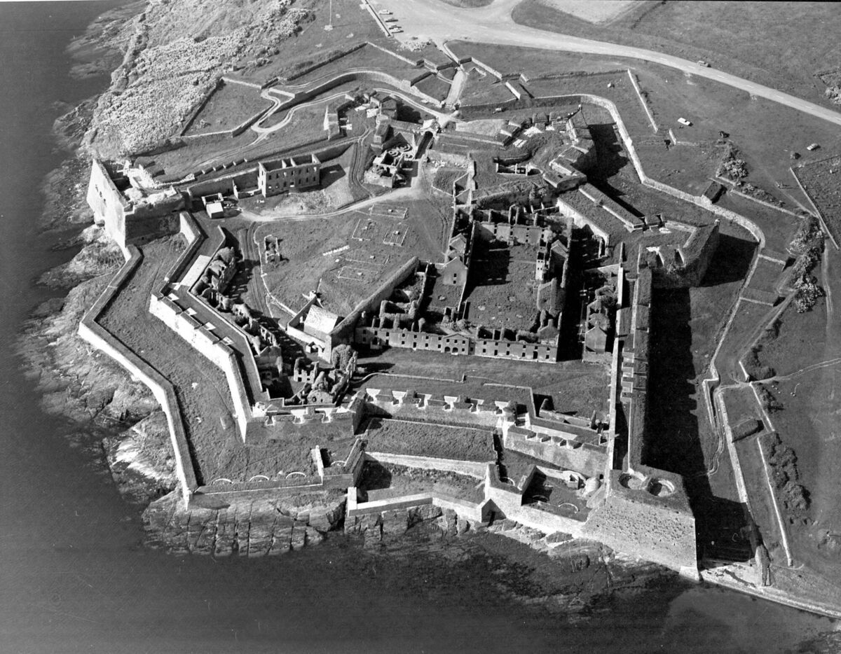 Aerial view of Charles Fort, Kinsale in 1975.