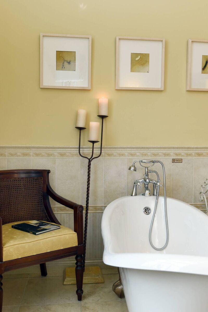 Slipper bath Slipper bath