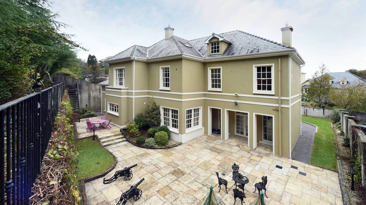 €1.295m modern Douglas mansion bookended by an attic gym and a basement wine cellar for 4,400 bottles - Vimarsana News