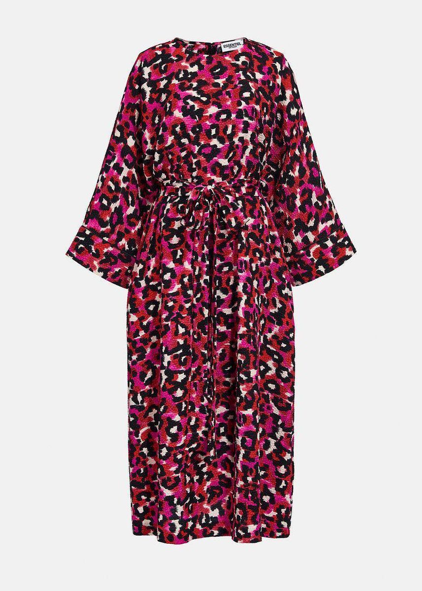 Red & Pink Midi, €245, Essentiel Antwerp Red & Pink Midi, €245, Essentiel Antwerp