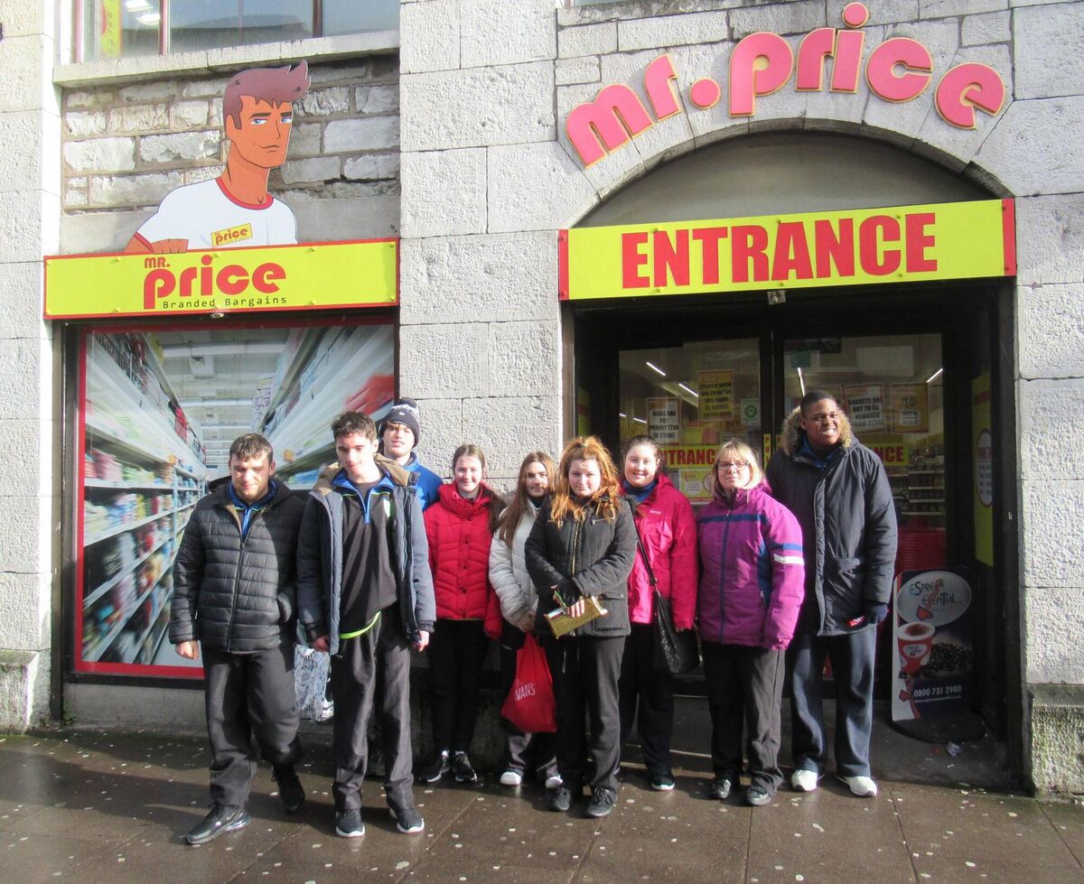 Some Scoil Bernadette students enjoying a trip to town Some Scoil Bernadette students enjoying a trip to town