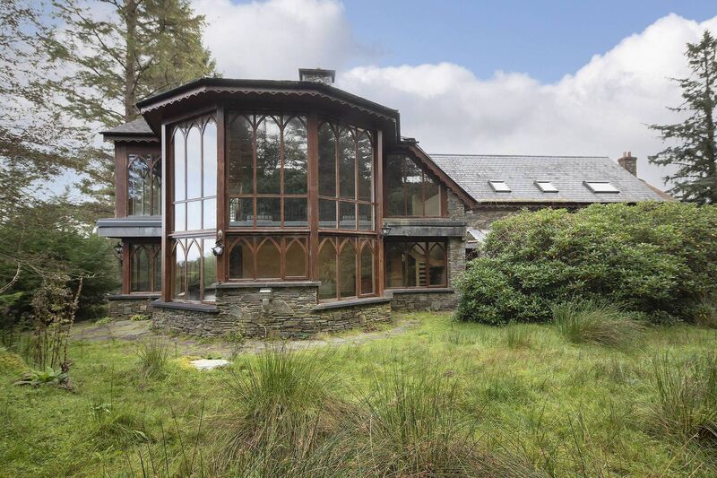 Soaring spaces inside and out