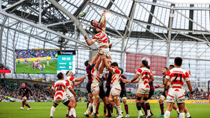 <p>Ireland's Peter O'Mahony competes in a lineout with James Moore of Japan. Picutre: INPHO/Gary Carr</p>