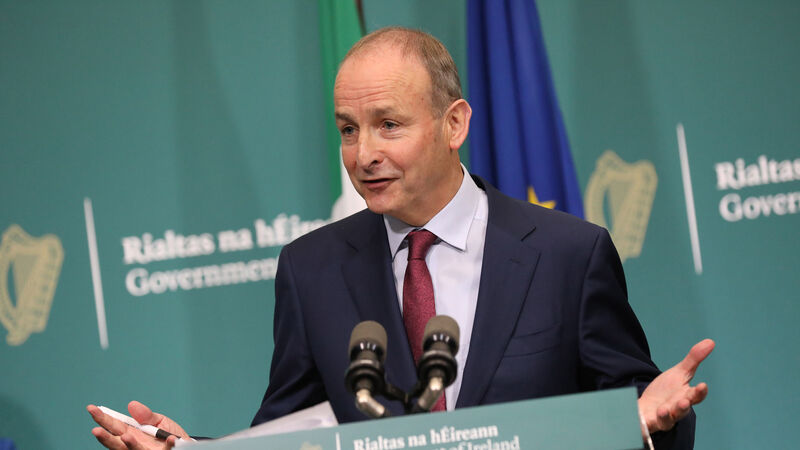 Taoiseach urges North's politicians to 'count to 10' before pulling Good Friday Agreement support